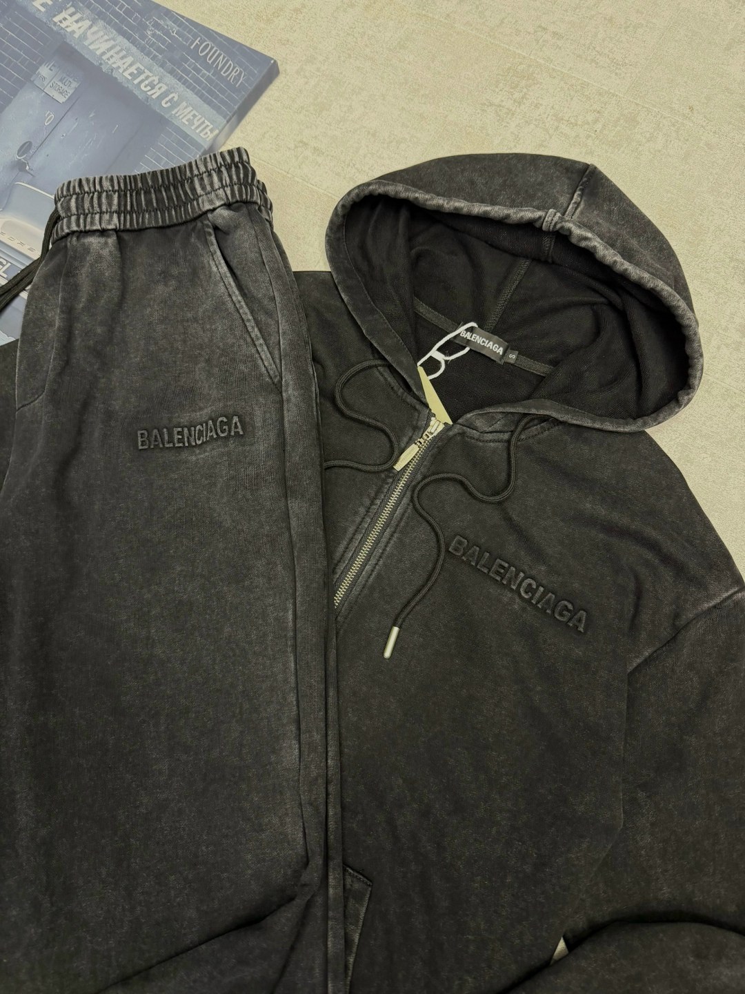 спортивный костюм balenciaga варенка,мужской спортивный костюм,спортивный костюм для мужчин хлопок,мужской костюм,спортивный костюм balenciaga