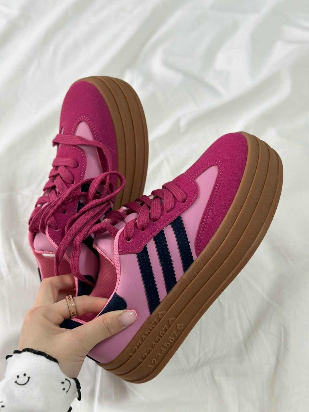 ,кроссовки адидас женские 2026,кроссовки adidas originals gazelle bold,женские розовые кроссовки gazelle bold adidas,женские кроссовки adidas