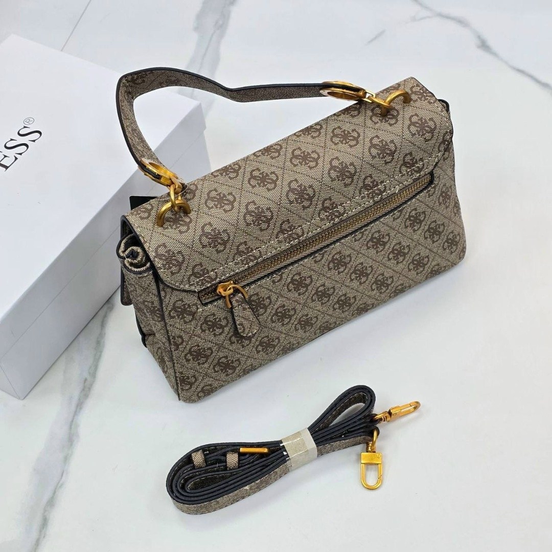 женская сумка guess,guess сумка на плечо,сумка guess,guess сумка конверт на плечо,сумка через плечо guess