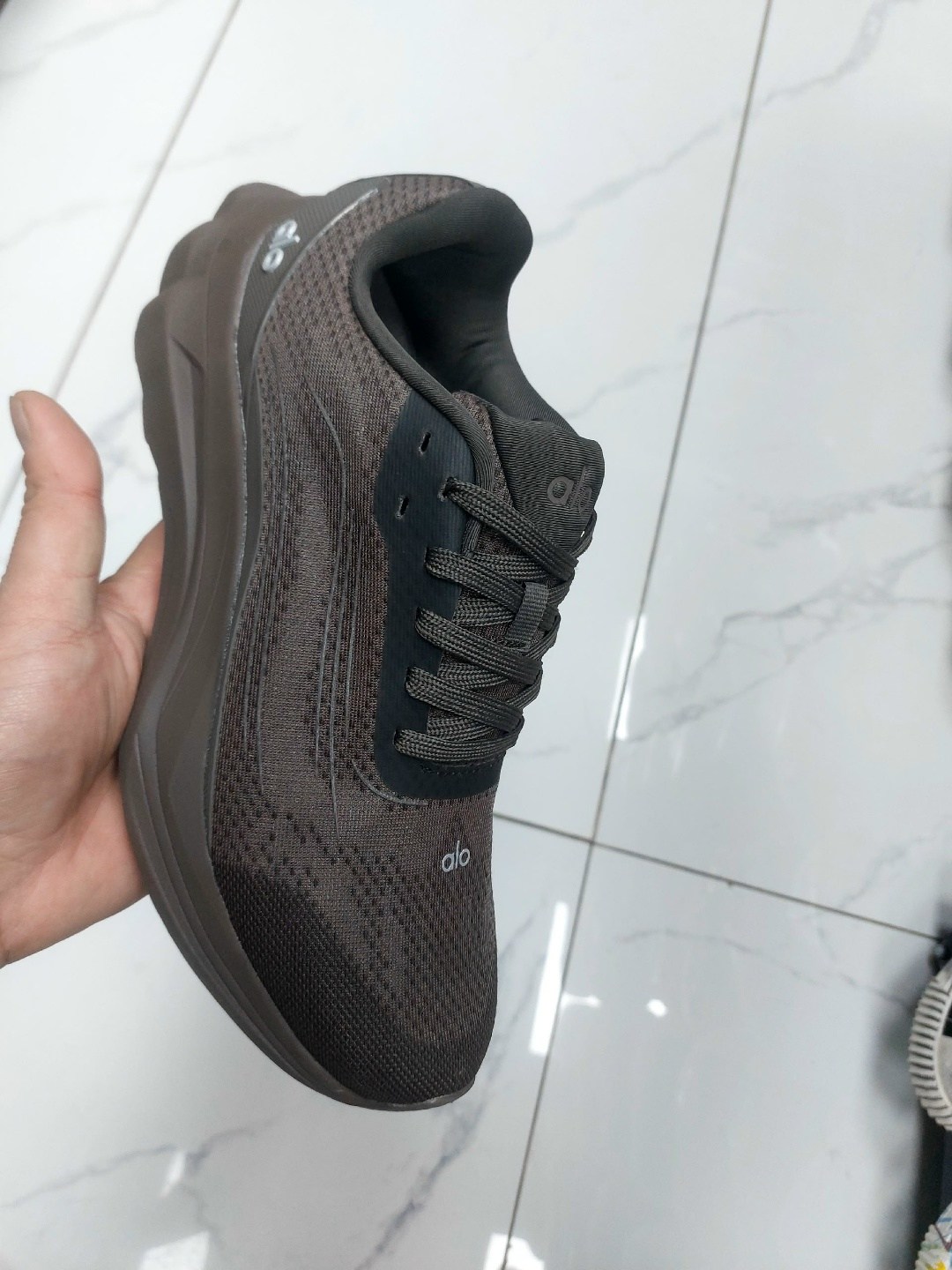 кроссовки,кроссовки женскиe,кроссовки alo,кроссовка,кроссовки отличный