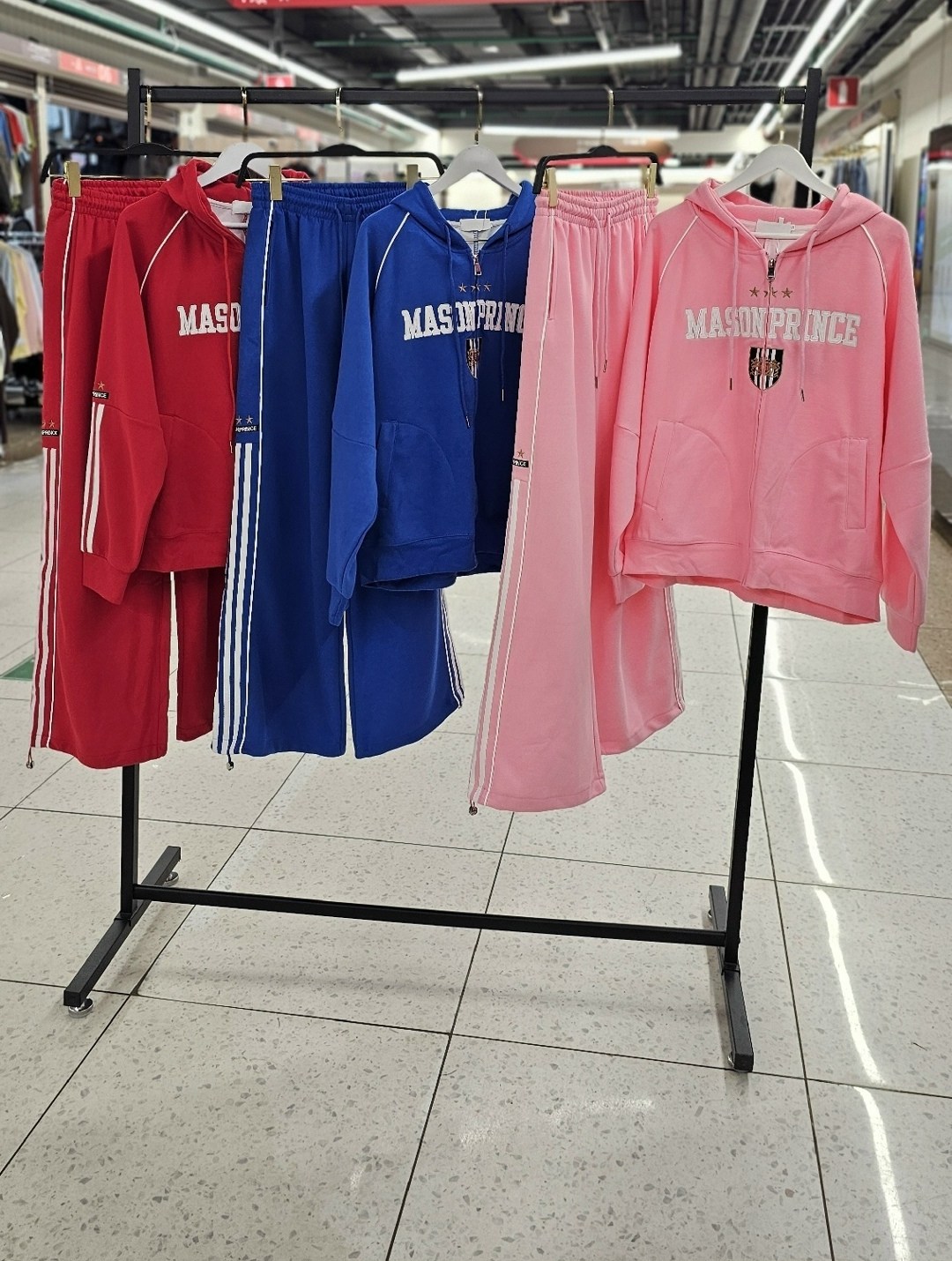 спортивные костюмы женские,спортивный костюм,спортивный костюм спортивные костюмы,костюм спортивные женские костюмы,одежда спортивная