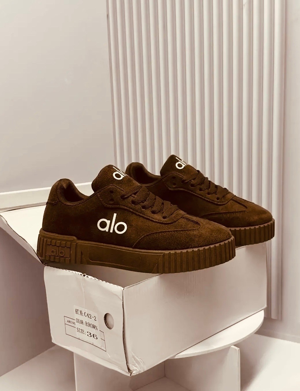 ,кроссовки замш,кроссовки женскиe,замшевые кроссовки, женская