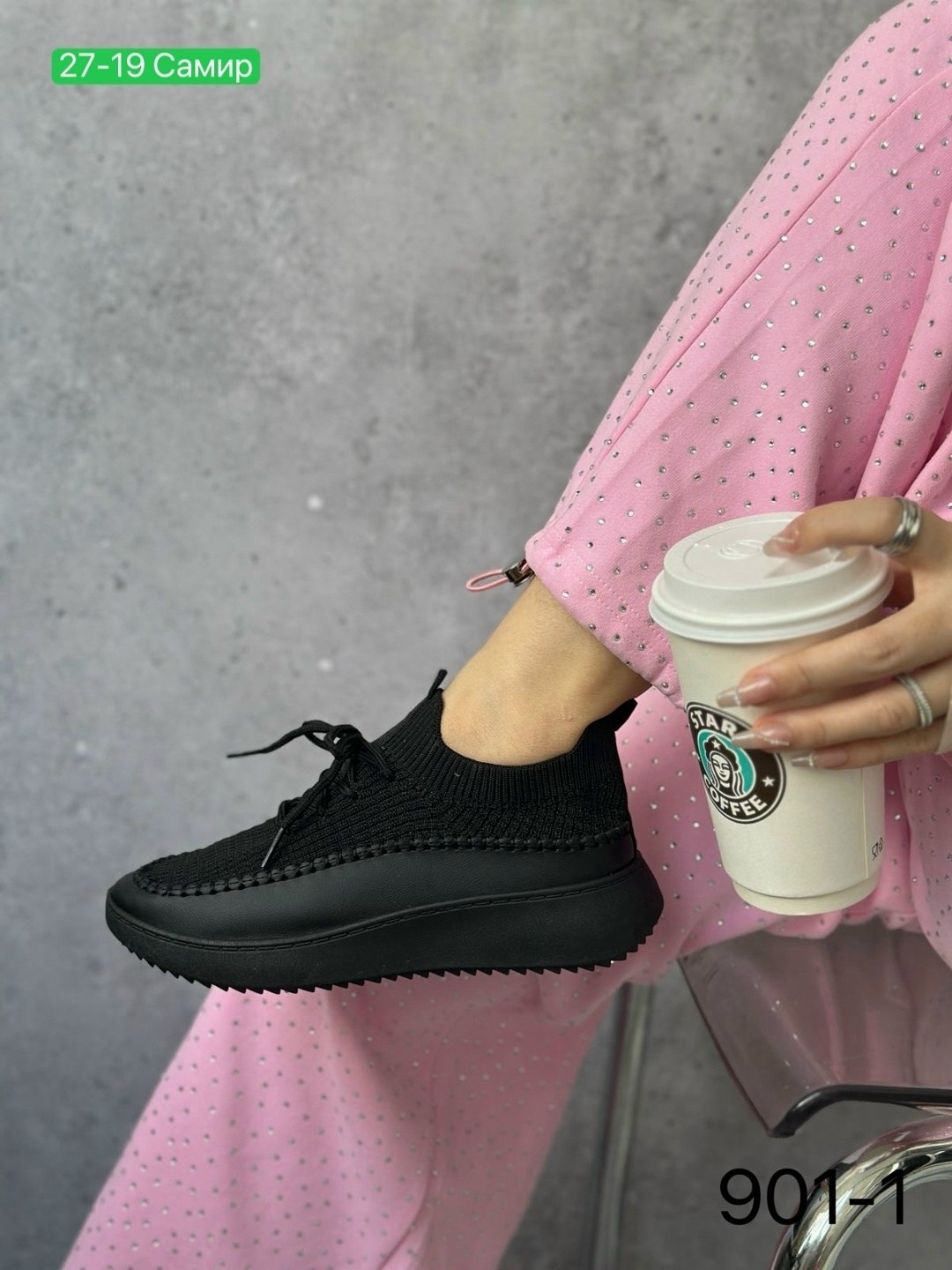 ,женские кроссовки,спортивная , женская,кроссовки адидас женские черные с черной подошвой