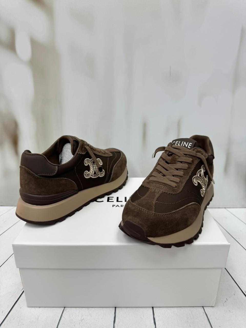 ,кроссовки женскиe,стильные кроссовки,модные кроссовки,женская