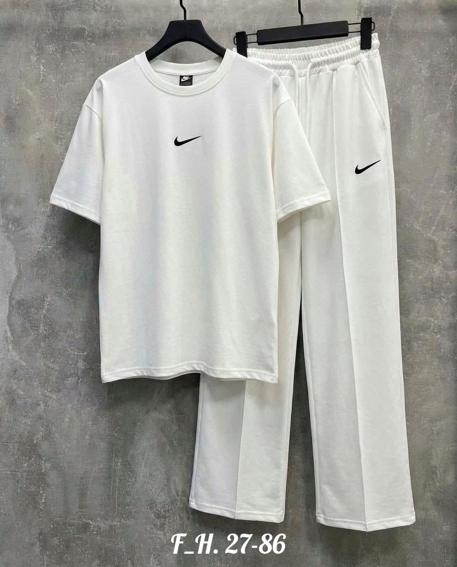 спортивный костюм nike,спортивные костюм,костюм спортивный мужской,костюм белый,летние костюмы