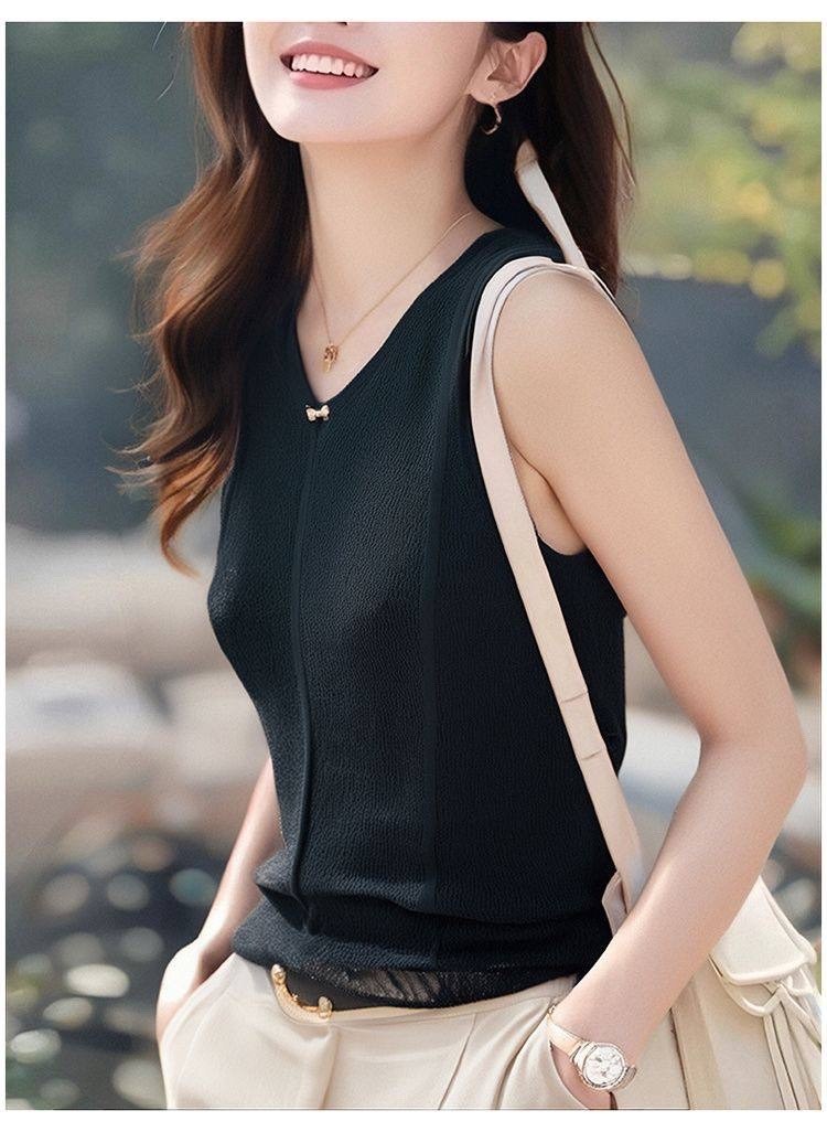 вязаный жилет,женский вязаный жилет,вязаная жилетка,трикотажный жилет,жилет для женщин