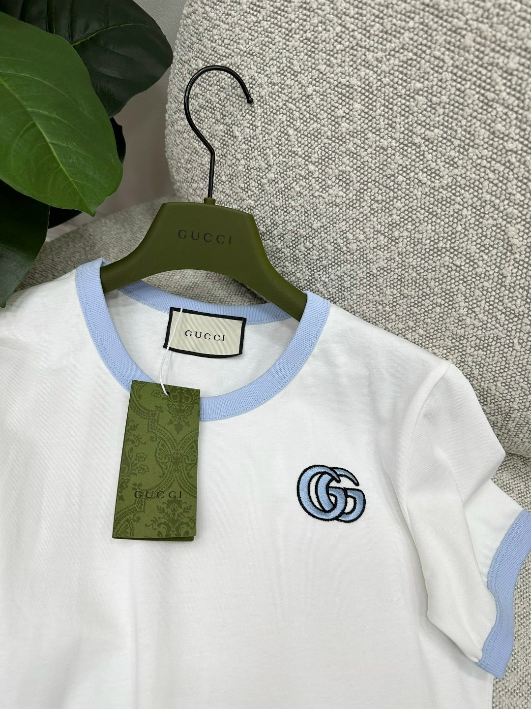 футболки женская,gucci футболка женская,футболки модные,футболка gucci,футболки для девочек