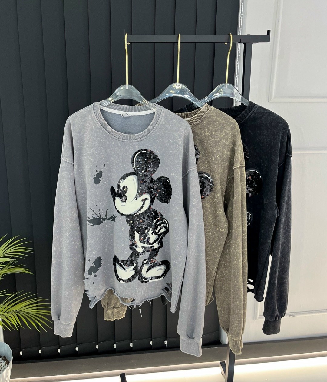 свитшот оверсайз с принтом "микки маус",кофта варенка оверсайз с принтом микки маусом,свитшот оверсайз namson,свитшот рваный толстовка варенка оверсайз кофта мики маус,свитшот рваный толстовка варенка
