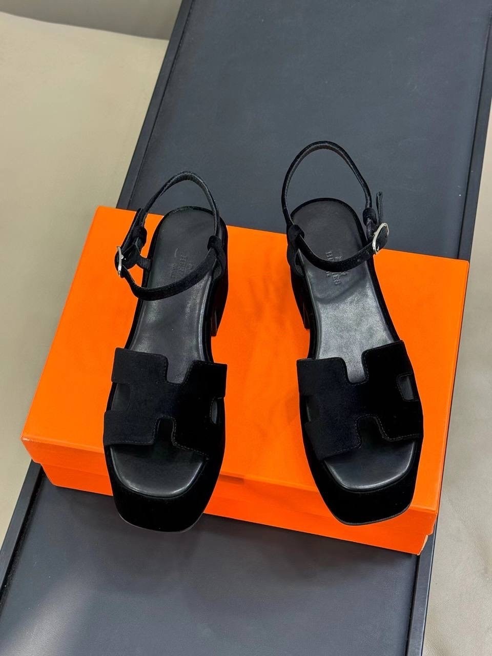 черные босоножки,босоножки на каблуках,босоножки на платформе,женские босоножки,босоножки на каблуке платформа