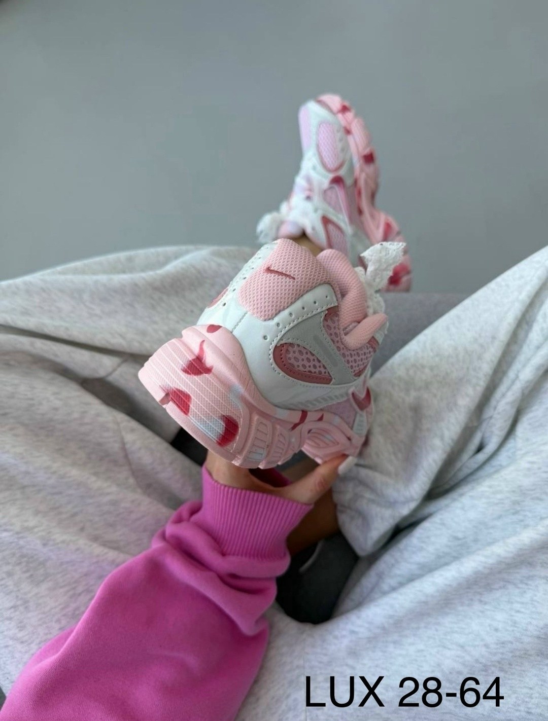 кроссовки женскиe,кроссовки женские nike,кроссовки nike,кроссовки спортивные air max tn plus nike,розовые кроссовки