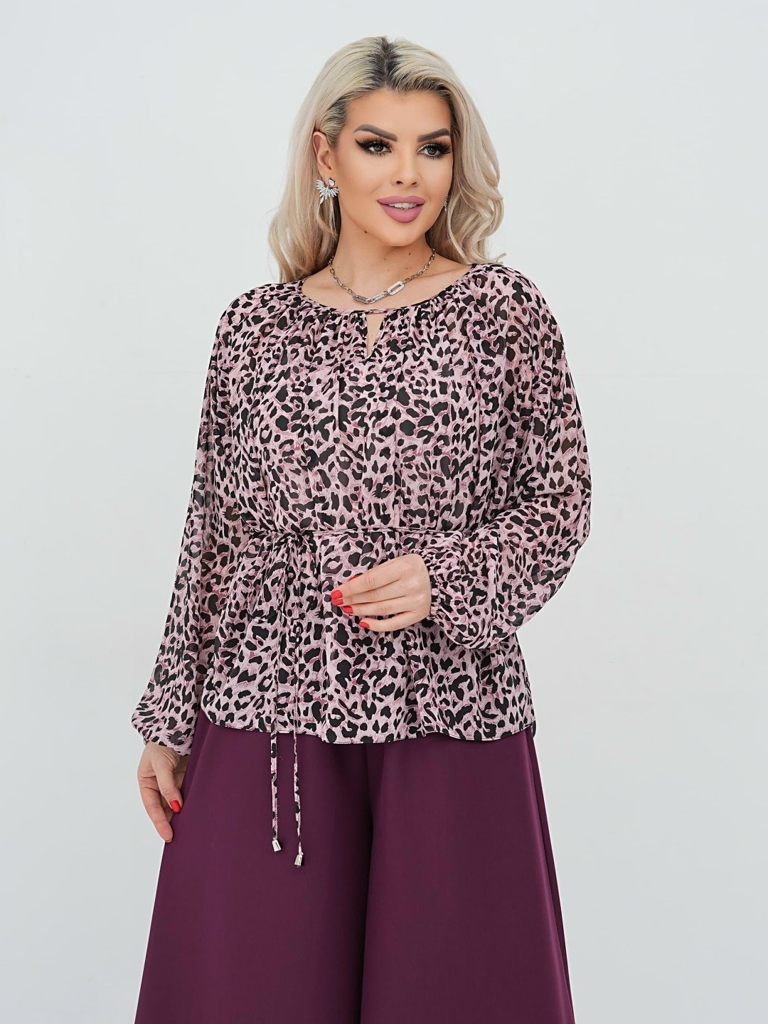 костюм брючный вечерний,костюм с брюками,блуза свободного кроя,,костюм двойка