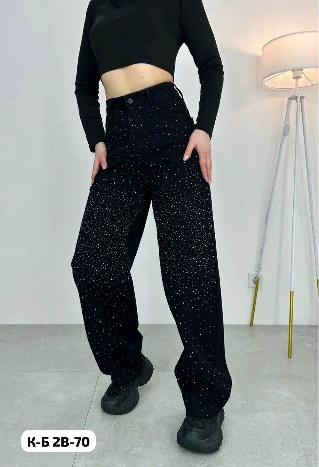 джинсы со стразами,черные широкие джинсы со стразами,джинсы широкие со стразами,джинсы прямые со стразами черные le o 222675248,джинсы палаццо со стразами
