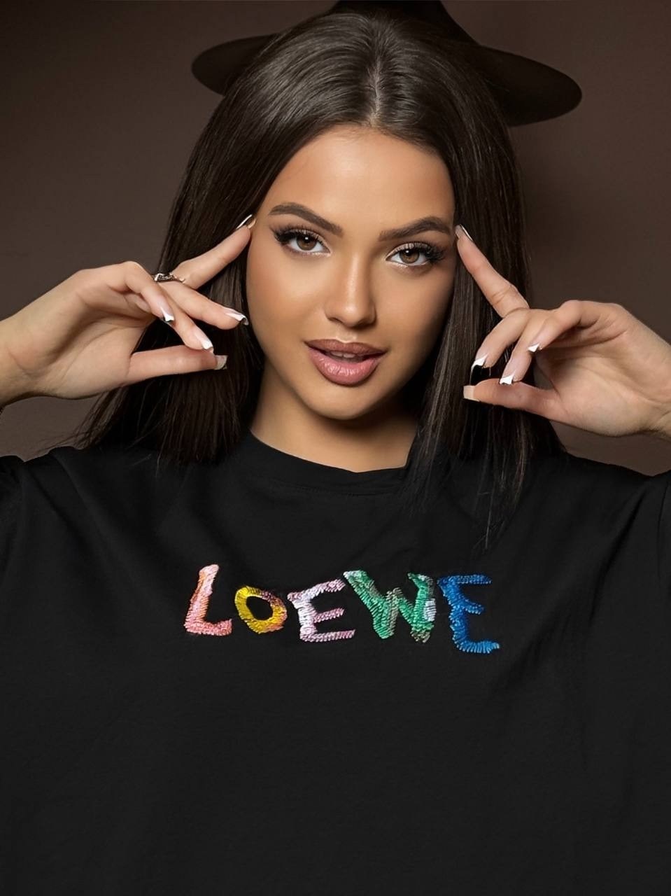 футболки женская,джинсы модные,джинсы и футболка,мода стиль,мода модная