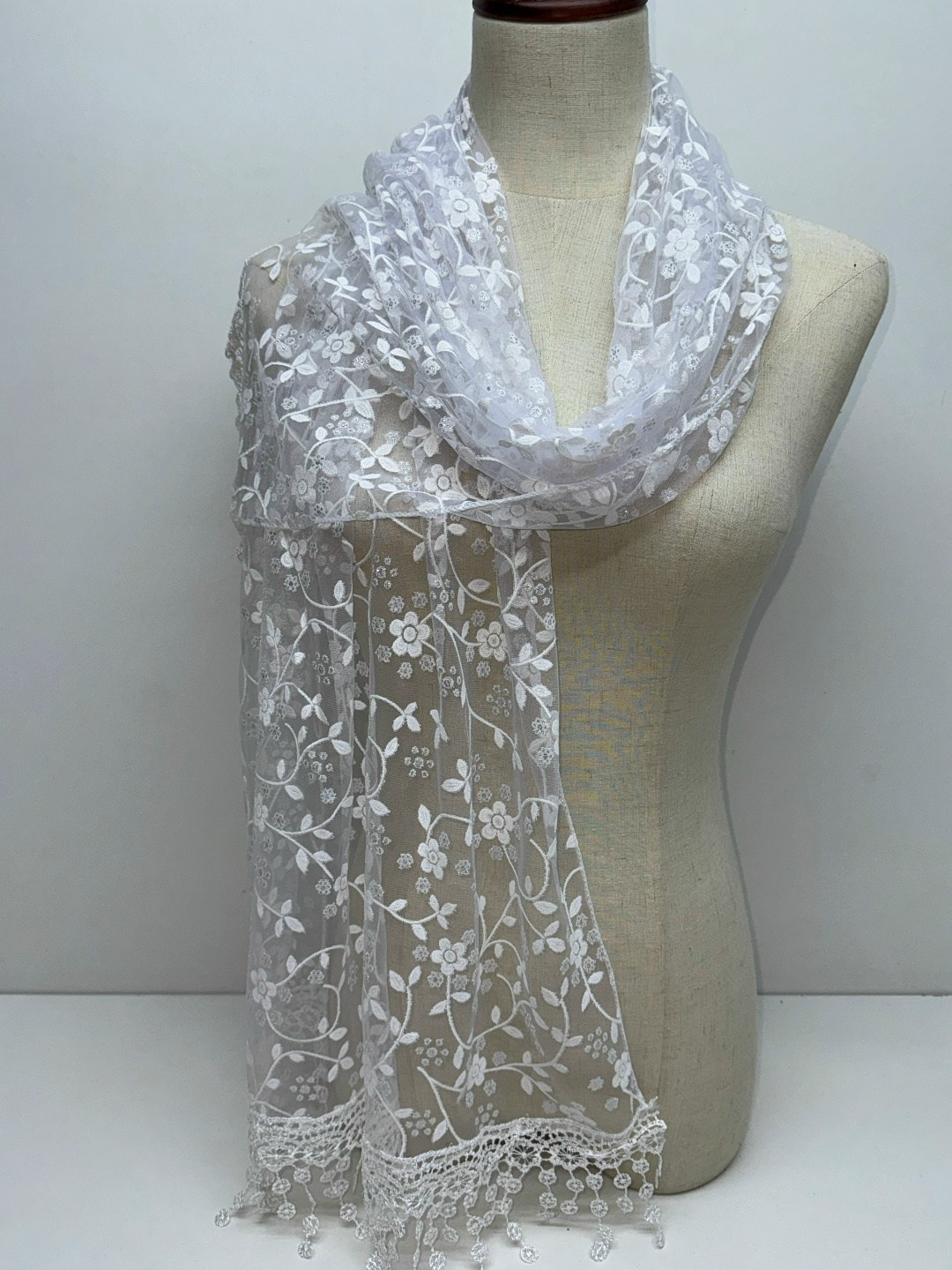 шарф женские,шарфы для женщин,шарф с кисточками,шарфы и палантины,шарф шарфы