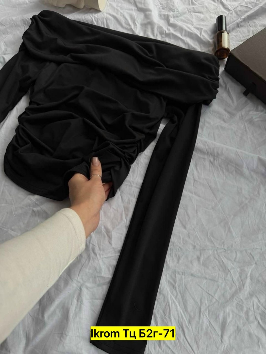 женская кофта,,кофта бордовая,кофта с открытыми плечами,лонгслив с открытыми плечами