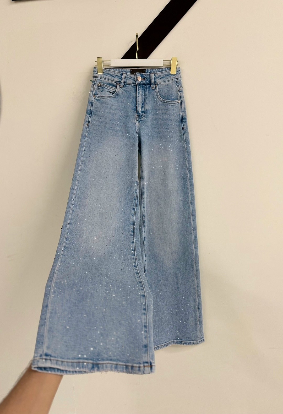 женские джинсы,модные джинсы,джинсы джинсы,стильные джинсы,джинсы