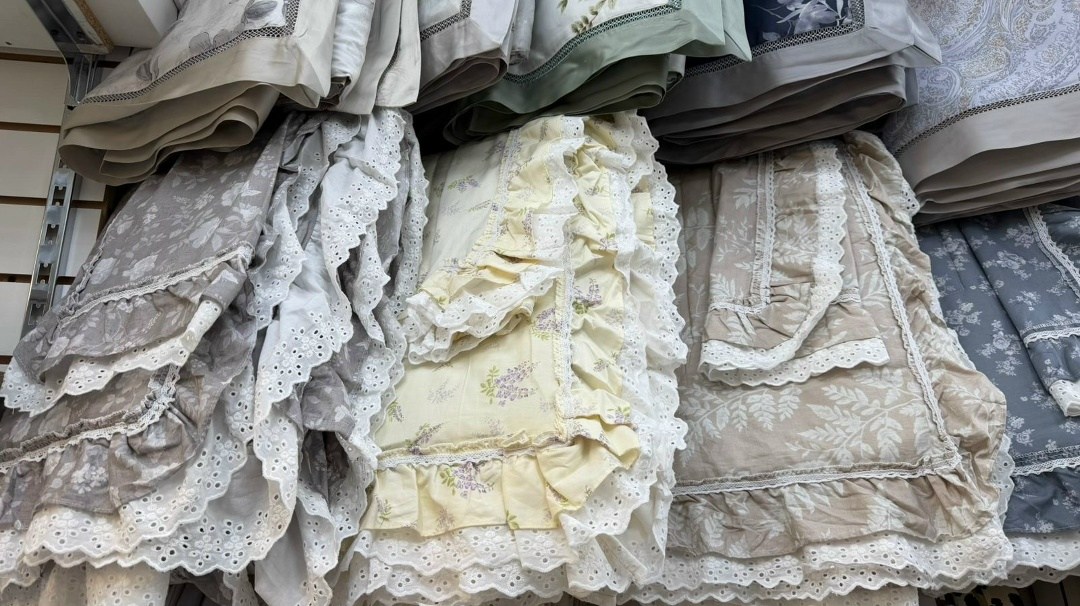 топ роскошный многослойный комплект постельного белья с рюшами,комплекты постельного белья,постельное белье с кружевом,постельное белье из сатина с рюшами и кружевом губерния,детское постельное белье