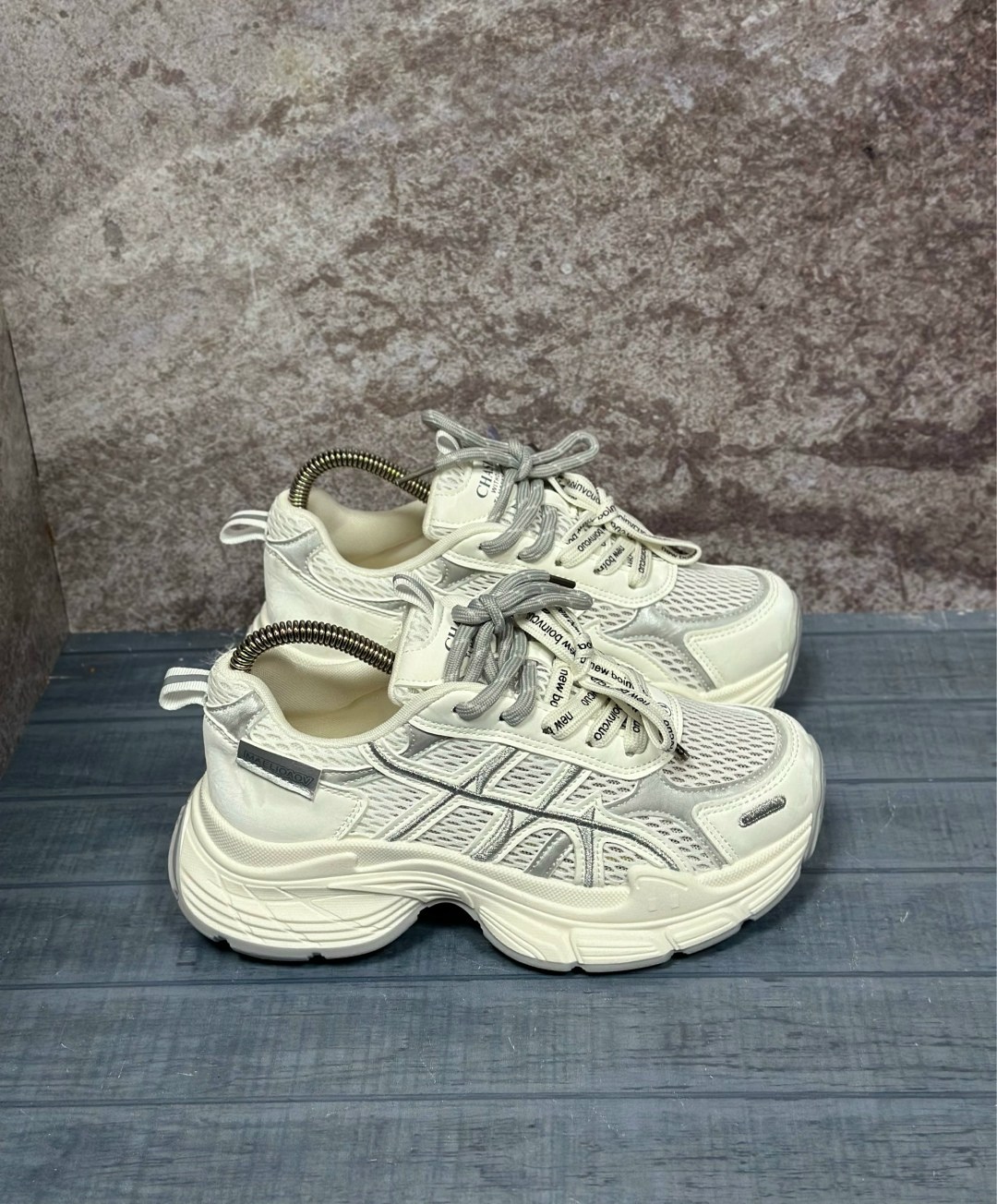 кроссовки женские,массивные кроссовки,массивные кроссовки женские,массивные кроссовки для женщин,кроссовки бежевые