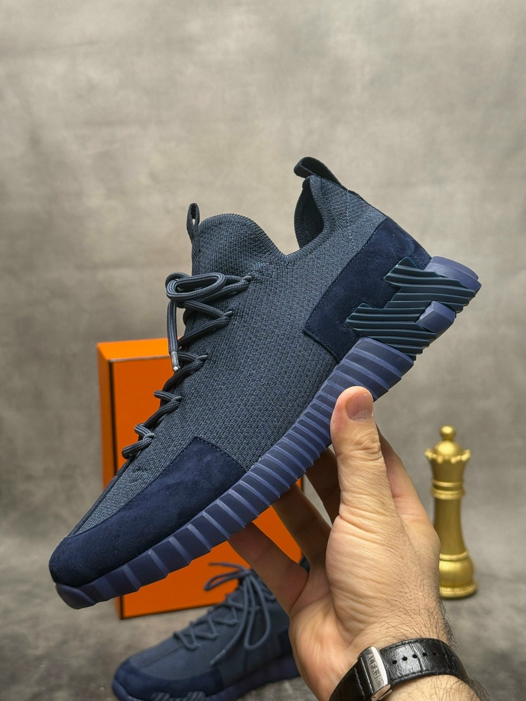 кроссовки hermes,,adidas yeezy boost 350 mono cinder,adidas yeezy boost 350 v 2,кроссовки adidas yeezy boost 350