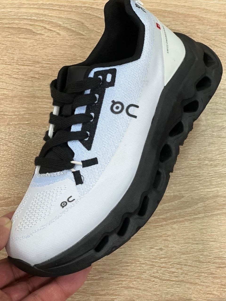 спортивные кроссовки,дышащие кроссовки,кроссовки,женские кроссовки,кроссовка