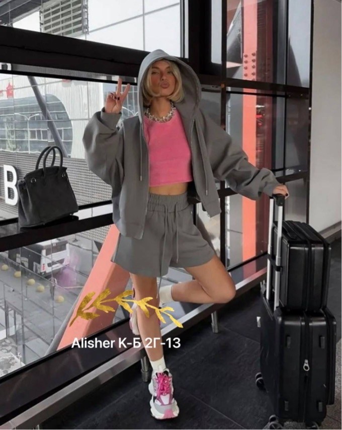 женский костюм с шортами,спортивные костюм с шортами,костюм женский,костюм кофта и шорты,спортивный костюм теплый с начесом с капюшоном оверсайз modern_girlie