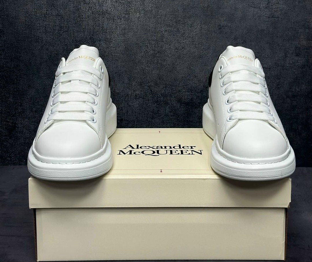 кроссовки alexander mcqueen,alexander mcqueen кеды,alexander mcqueen кроссовки женские,alexander mcqueen кроссовки мужские белые,