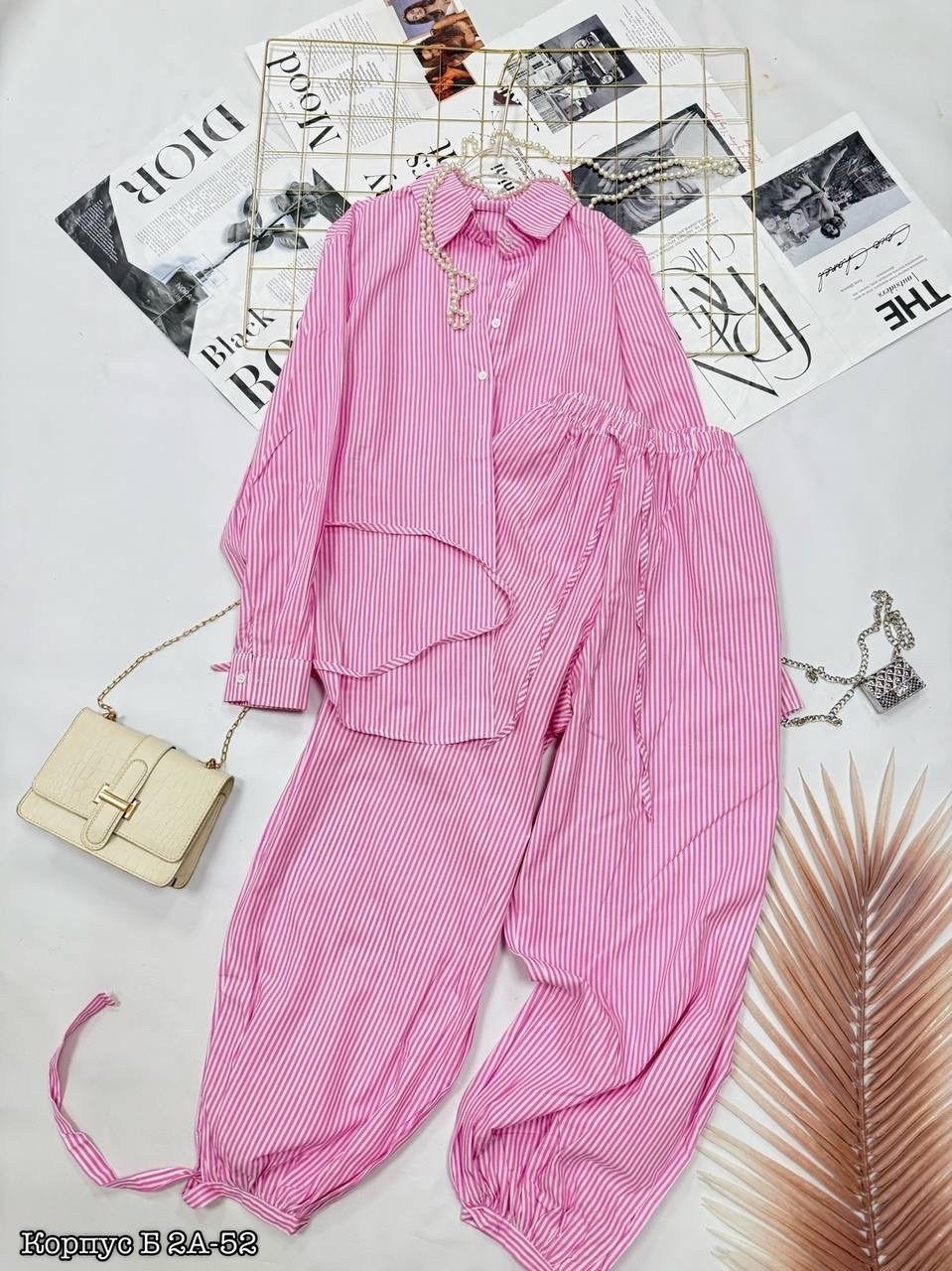 брюки женские белые в голубую полоску,костюм классический,костюм летний брючный с рубашкой,костюм женский,костюм брючный с рубашкой