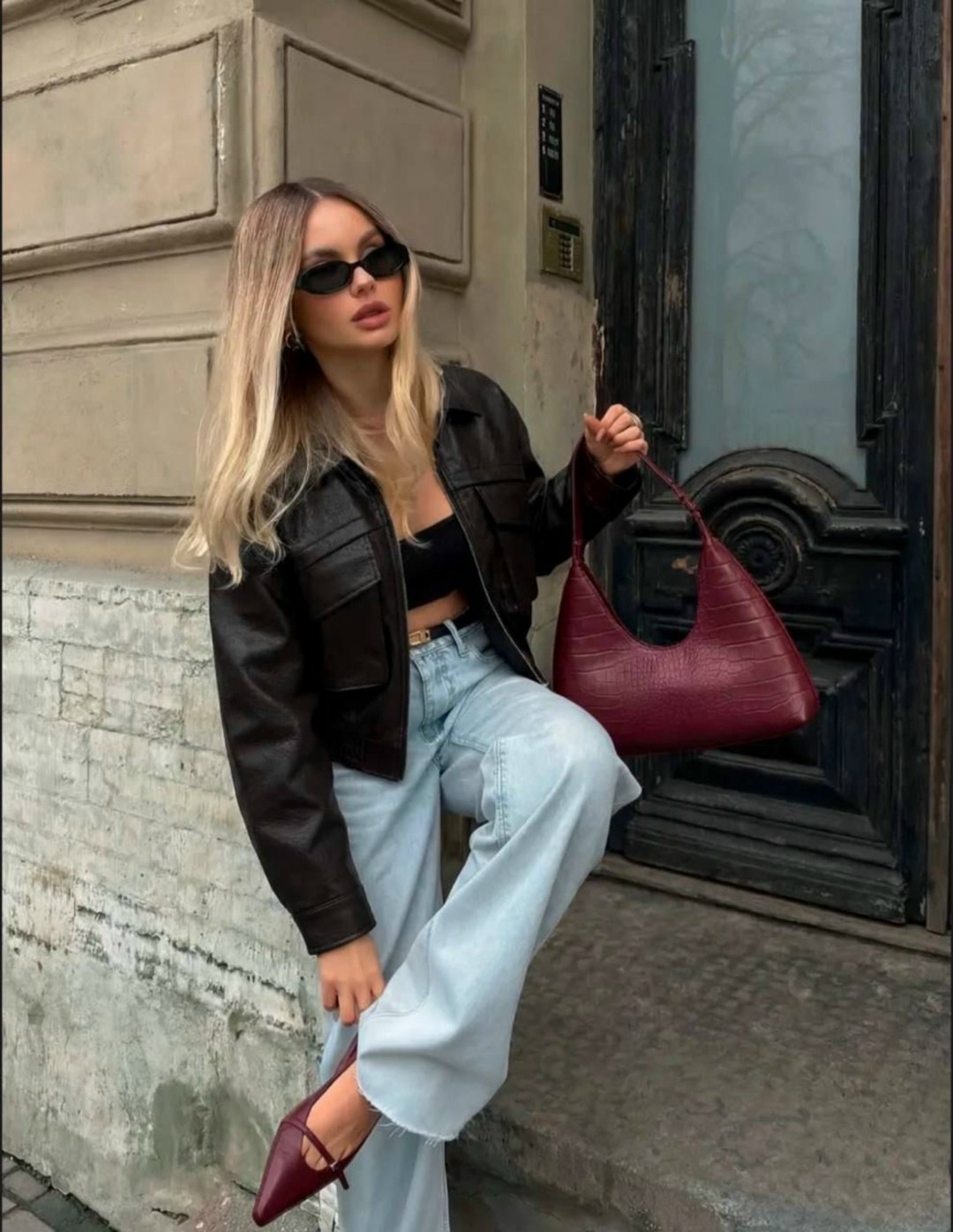 куртка кожаная женская,кожаная куртка,кожаная куртка бомбер женская,куртка из искусственной кожи женская,куртка бомбер