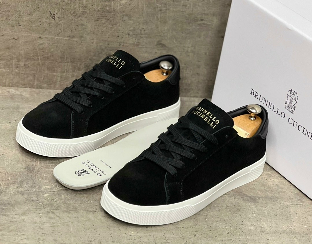 замшевые кеды мужские,кеды замшевые,мужские кроссовки черные из замши и белой подошвой,,мужские кеды