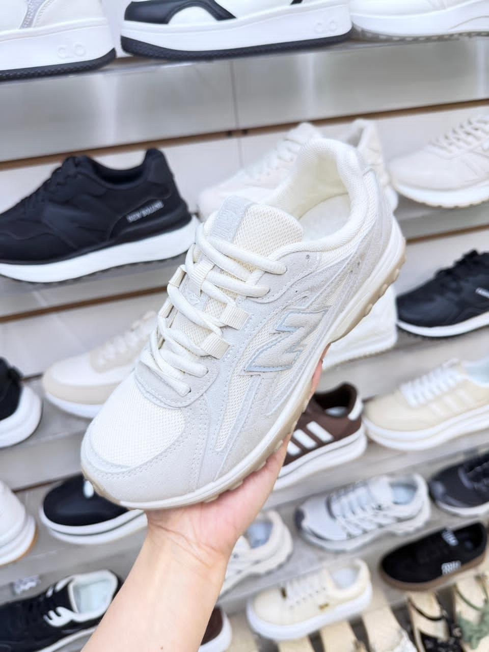 женские кроссовки,,кроссовки женские белые,кроссовки для женщин,кроссовки повседневные