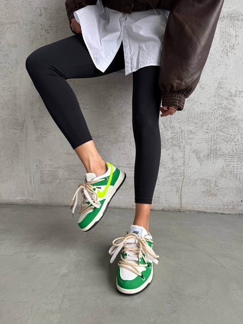 женские кроссовки,кроссовки,кроссовки nike женские,спортивная ,стильные кроссовки