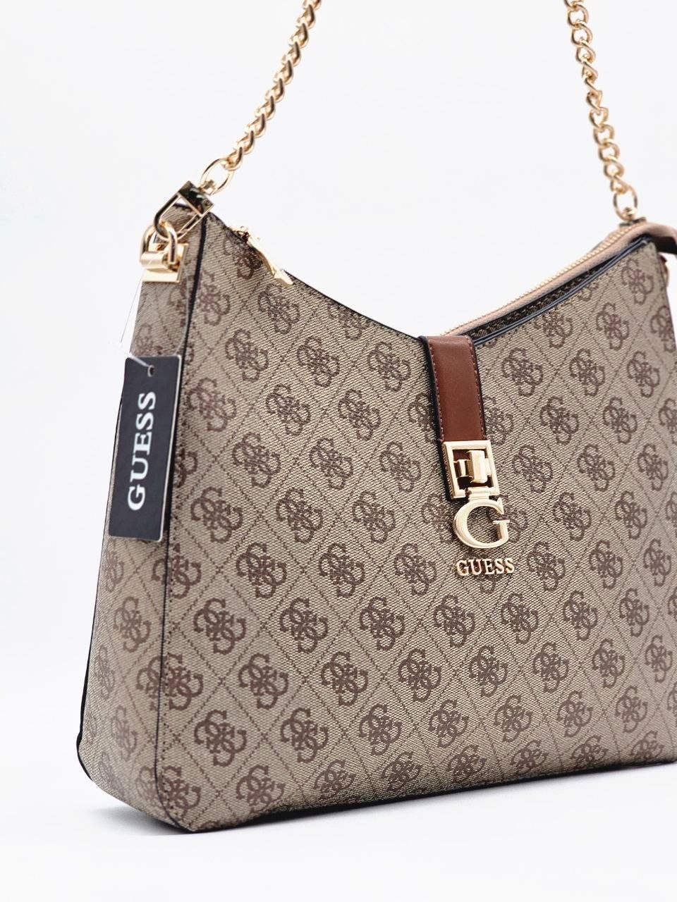 сумка guess бежевая,cумка guess,сумка на плечо guess,guess сумка на плечо zamira top zip shoulder bag,сумка женская guess hwesb839002 бежевая