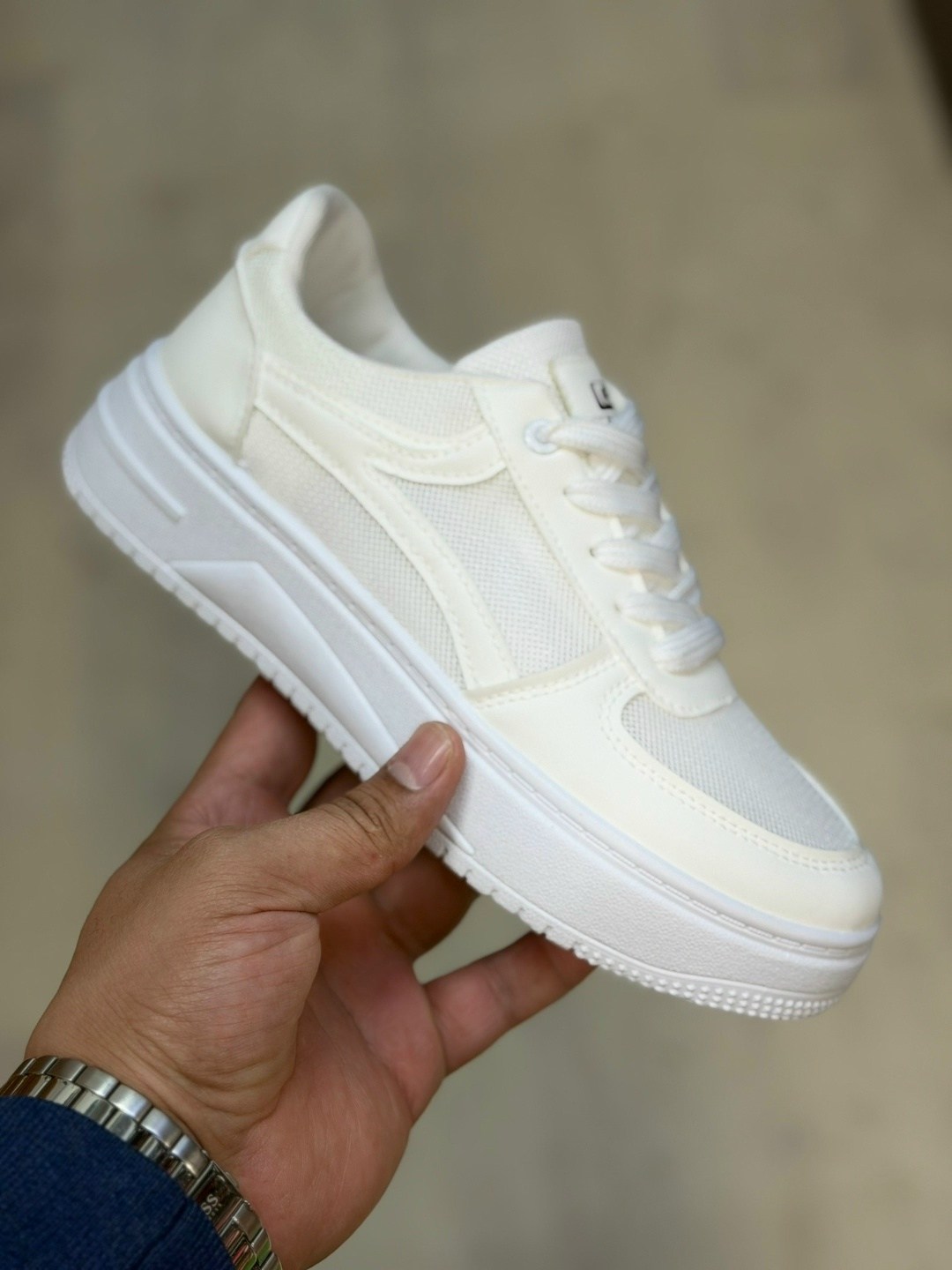 ,кроссовки женскиe,кроссовки для девушек,кеды кроссовки,классические кроссовки