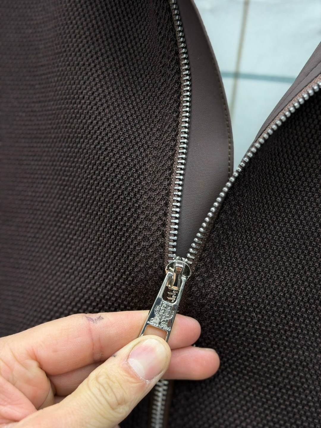 кашемировая куртка loro piana с капюшоном коричневая,кашемировая куртка мужская loro piana,кашемировая куртка loro piana с капюшоном,куртка loro piana,куртка мужская loro piana