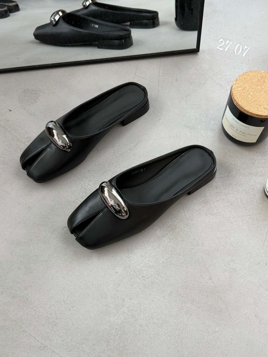 мюли женские,женские шлепанцы,модные шлепанцы,,модные тапочки