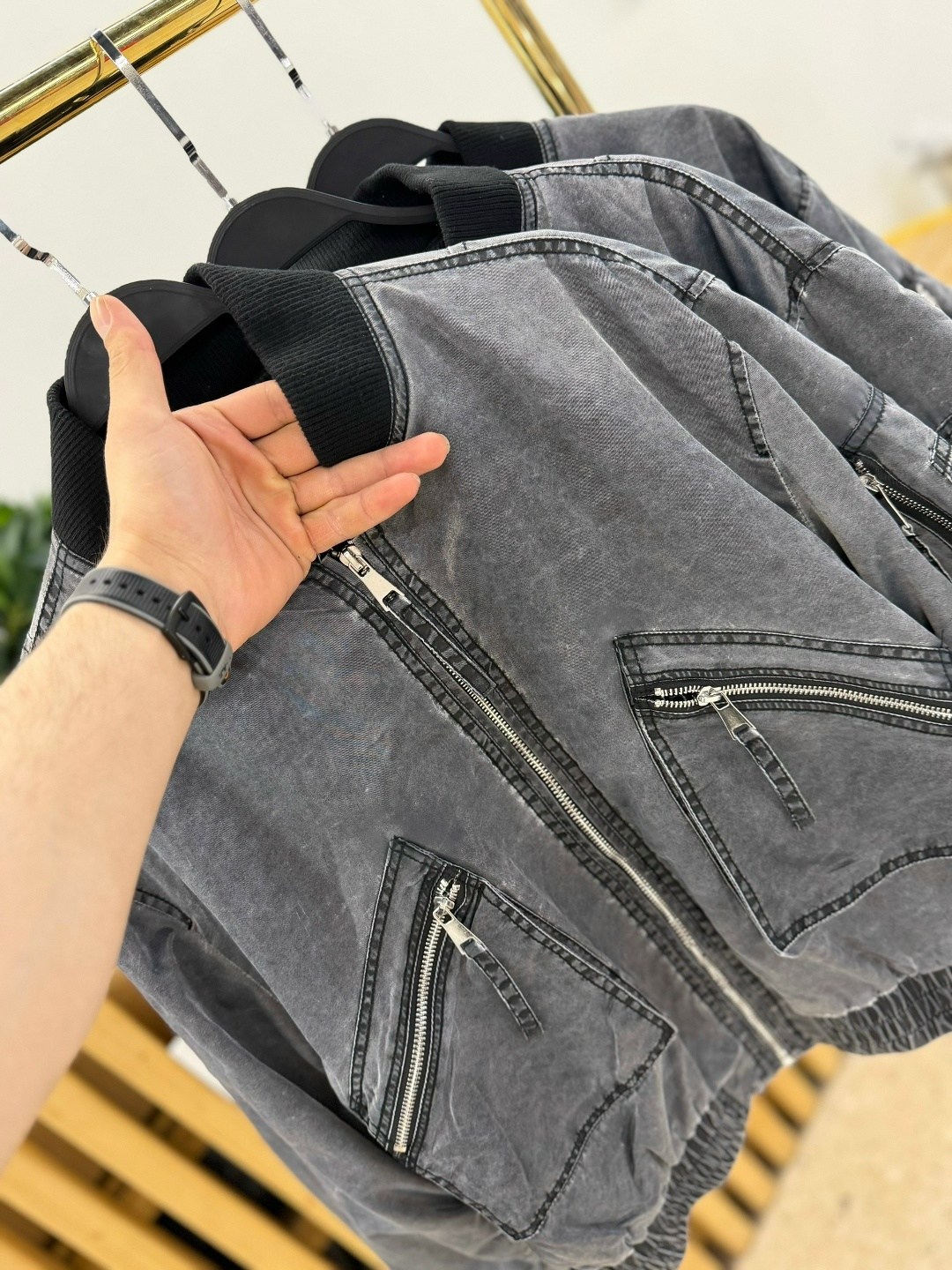 куртка бомбер,куртка бомбер кожаная,бомбер женский,куртка женская серая