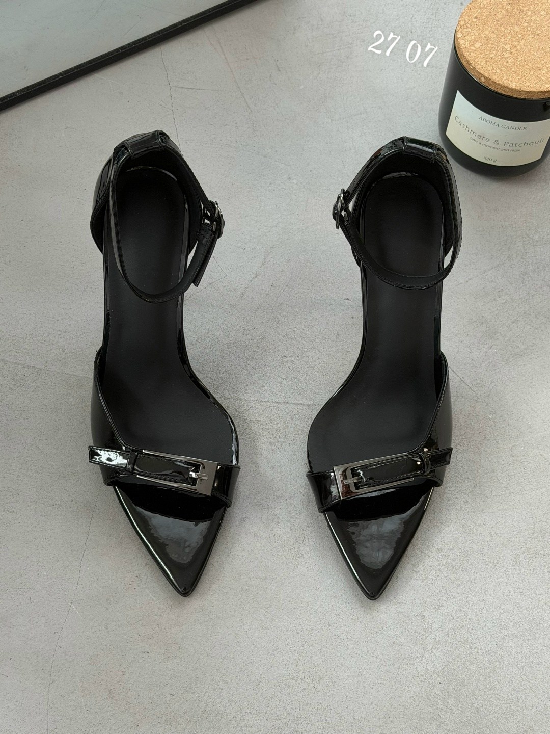 ,босоножки женские,босоножки араз женские,босоножки с ремешками,необычные босоножки