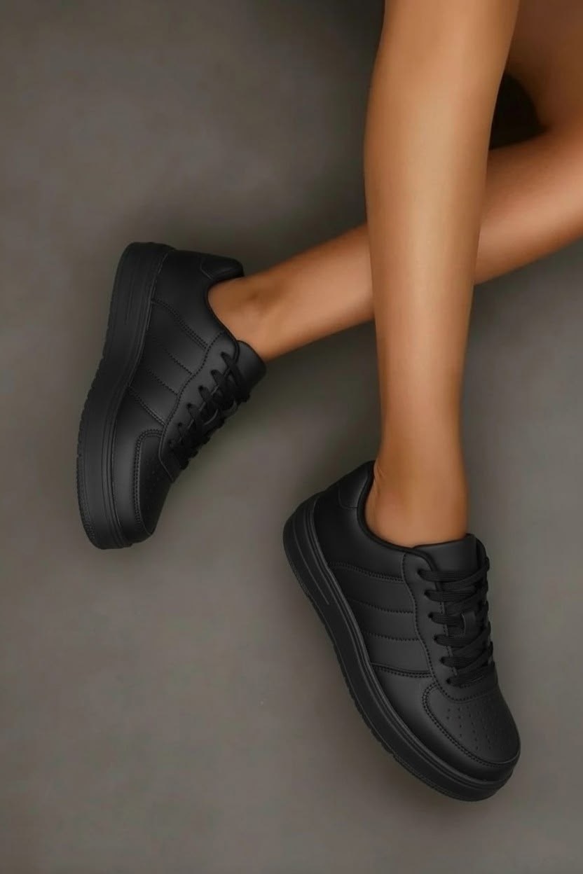 ,белые женские кроссовки,женские кроссовки,белые кроссовки,спортивная