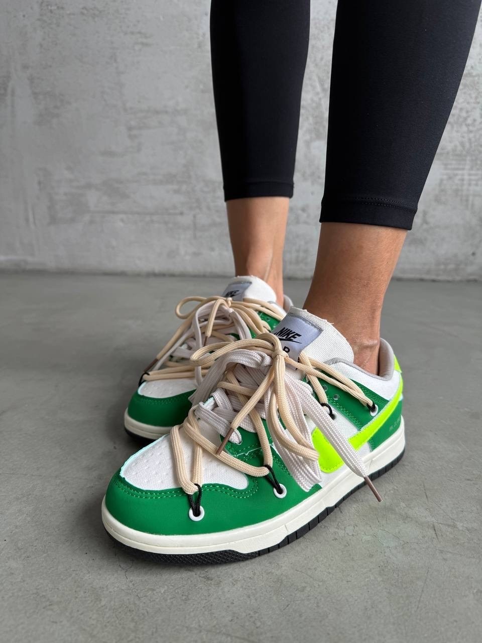 женские кроссовки,кроссовки,кроссовки nike женские,спортивная ,стильные кроссовки