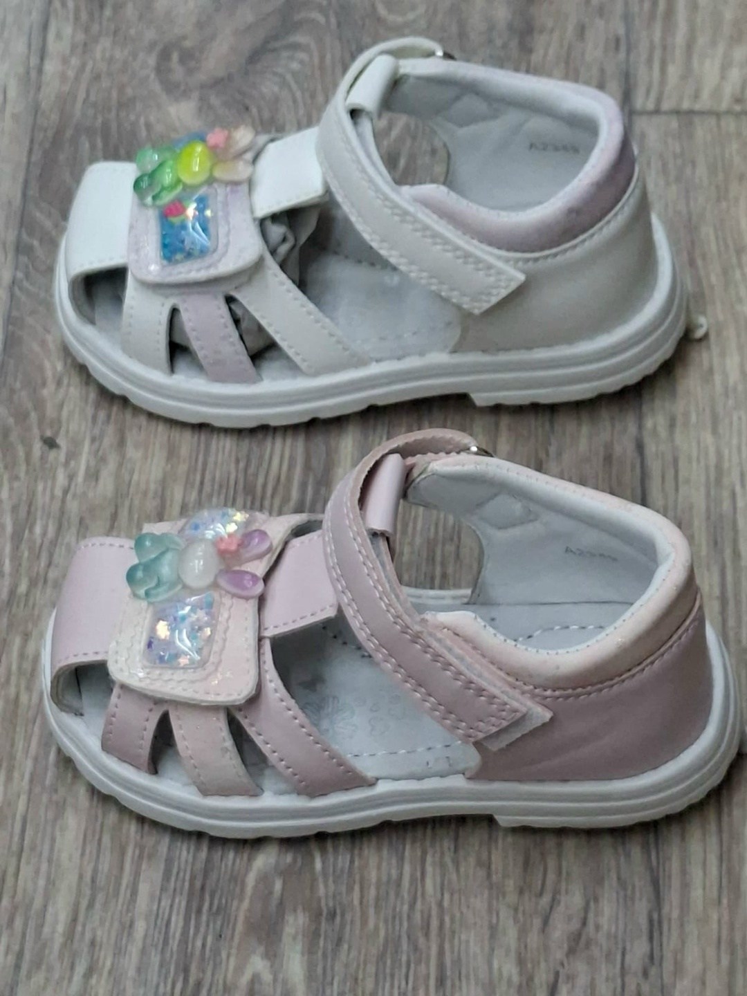 детские сандалии,детская ,,детские босоножки,сандалии для девочек