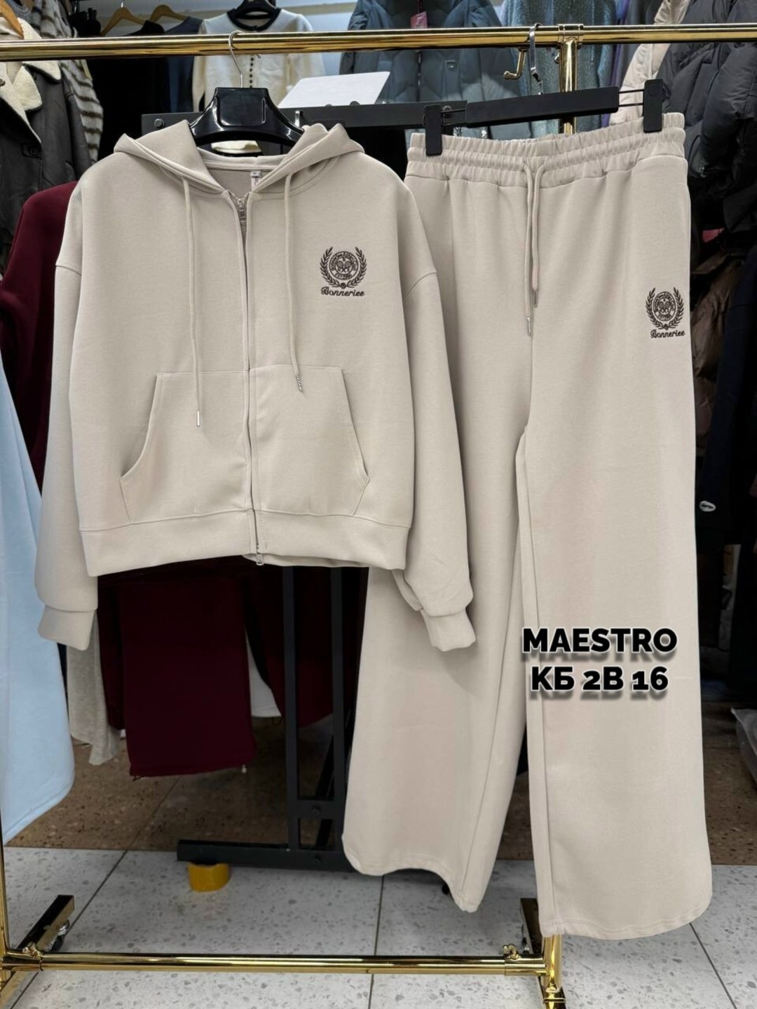 спортивный костюм,женский спортивный костюм,женские костюмы,костюм,костюм на флисе женский