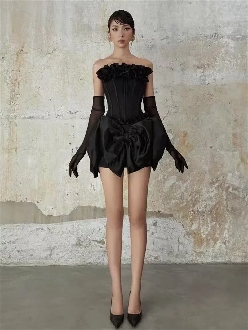 красное платье,кружевное платье,атласное мини платье,платье стильное,мини платье