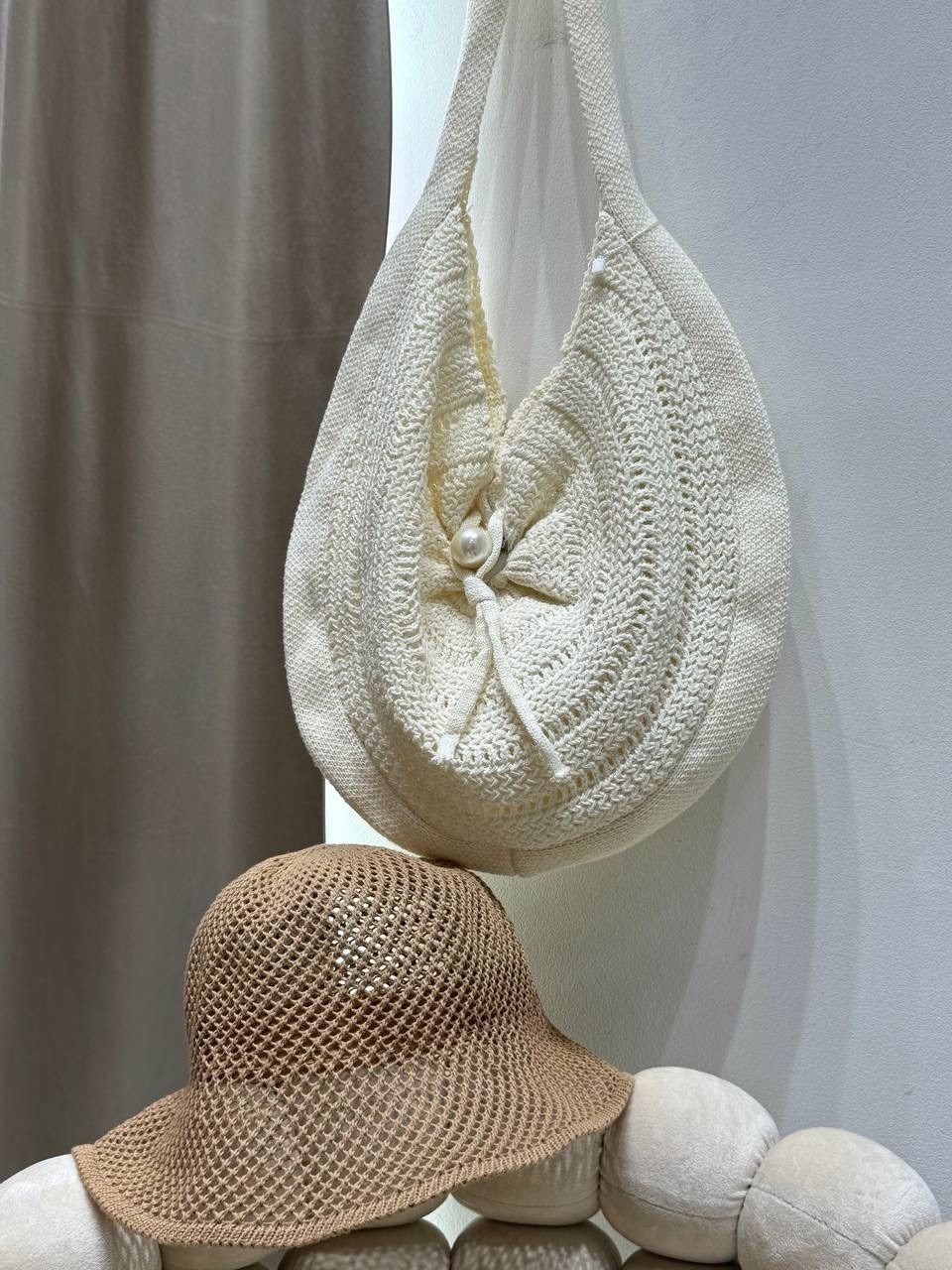 элегантные образы,трикотажная макси платье,платье стильное,трикотажное платье,вязаное платье макси