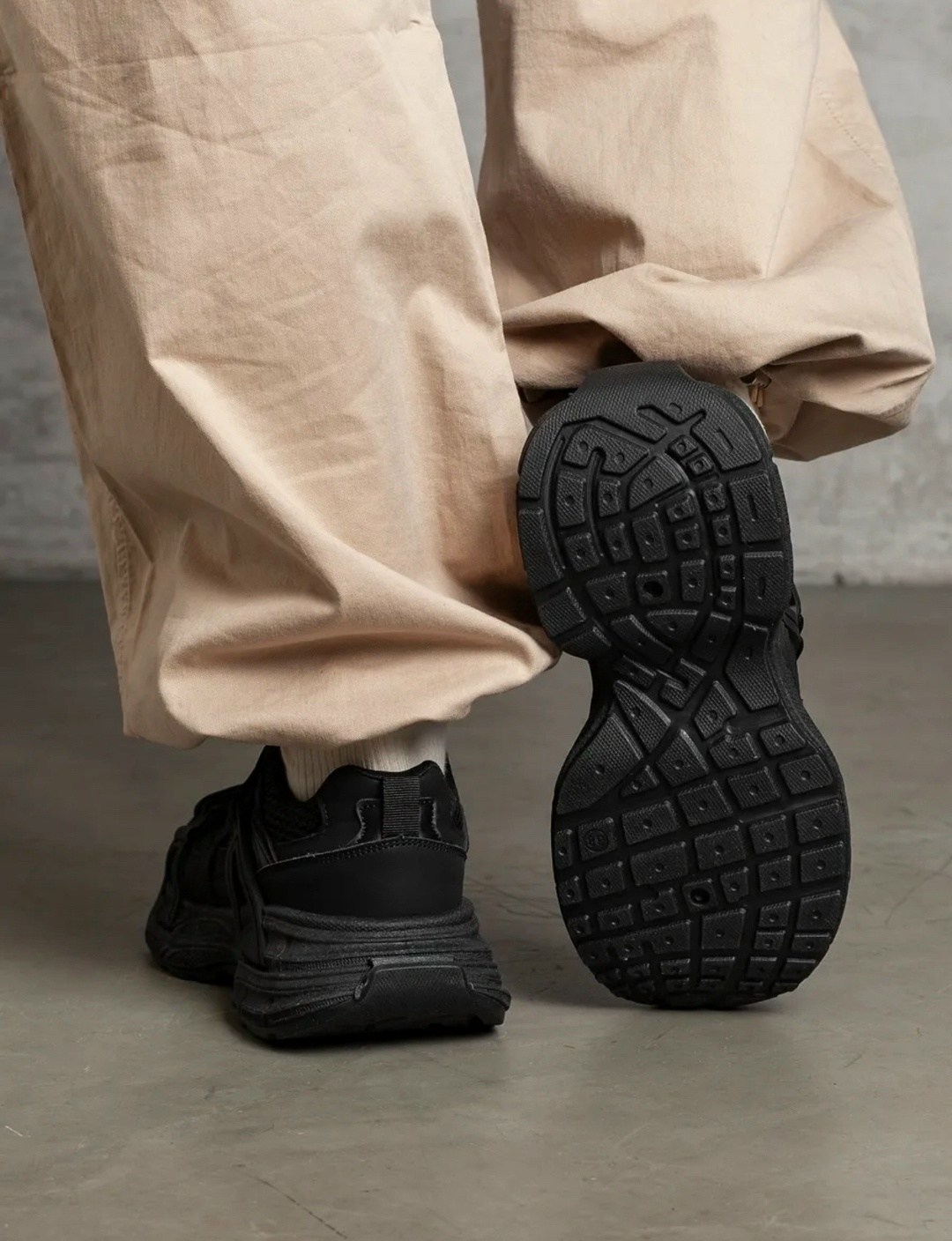 ,массивные кроссовки,кроссовки женскиe,chunky кроссовки,черные кроссовки