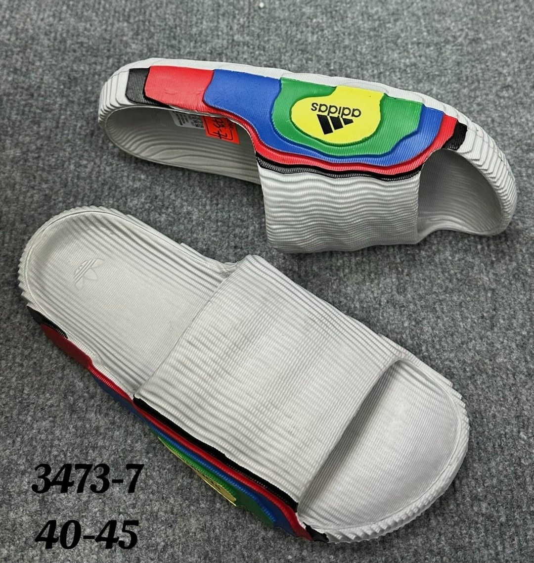 шлепанцы для мужчин,мужские шлепанцы,,тапочки мужские,шлепанцы adidas