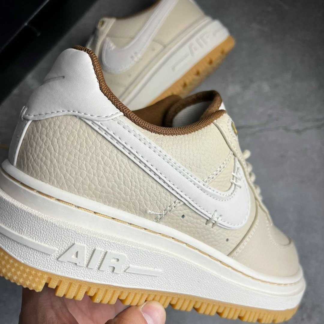 кросcовки nike air force 1,nike air force 1 low luxe,nike air force 1 luxe pecan,nike air force 1,nike air force 1 luxe