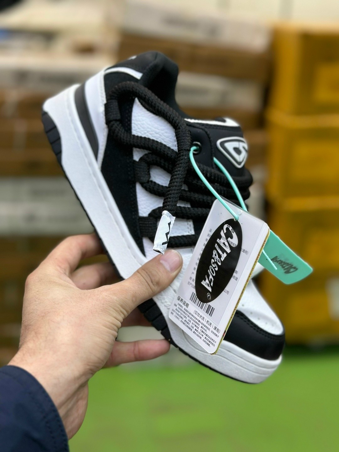 кроссовки,кроссовки удобные,кроссовки оригинал,оригинальные кроссовки,повседневные кроссовки