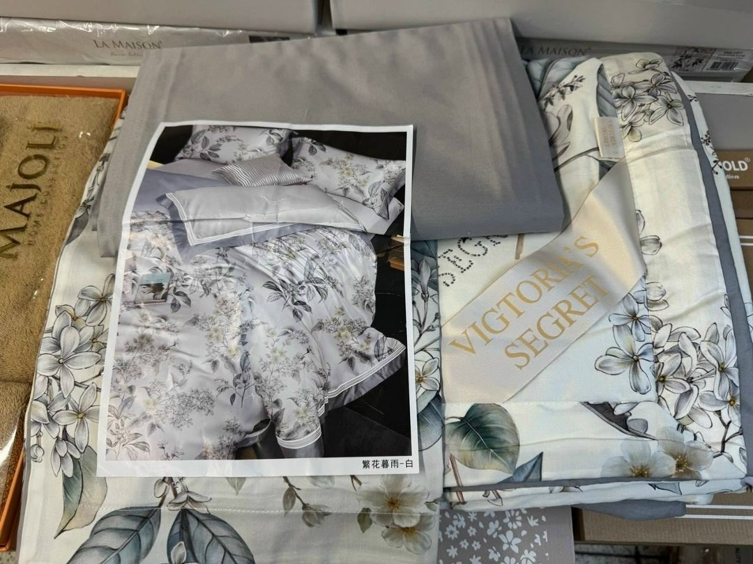 комплект постельного белья с одеялом blumarine,комплект постельного белья blumarine,комплект постельного белья blumarine мако-сатин евро наволочки 50x70,комплект постельного белья,постельное белье blu