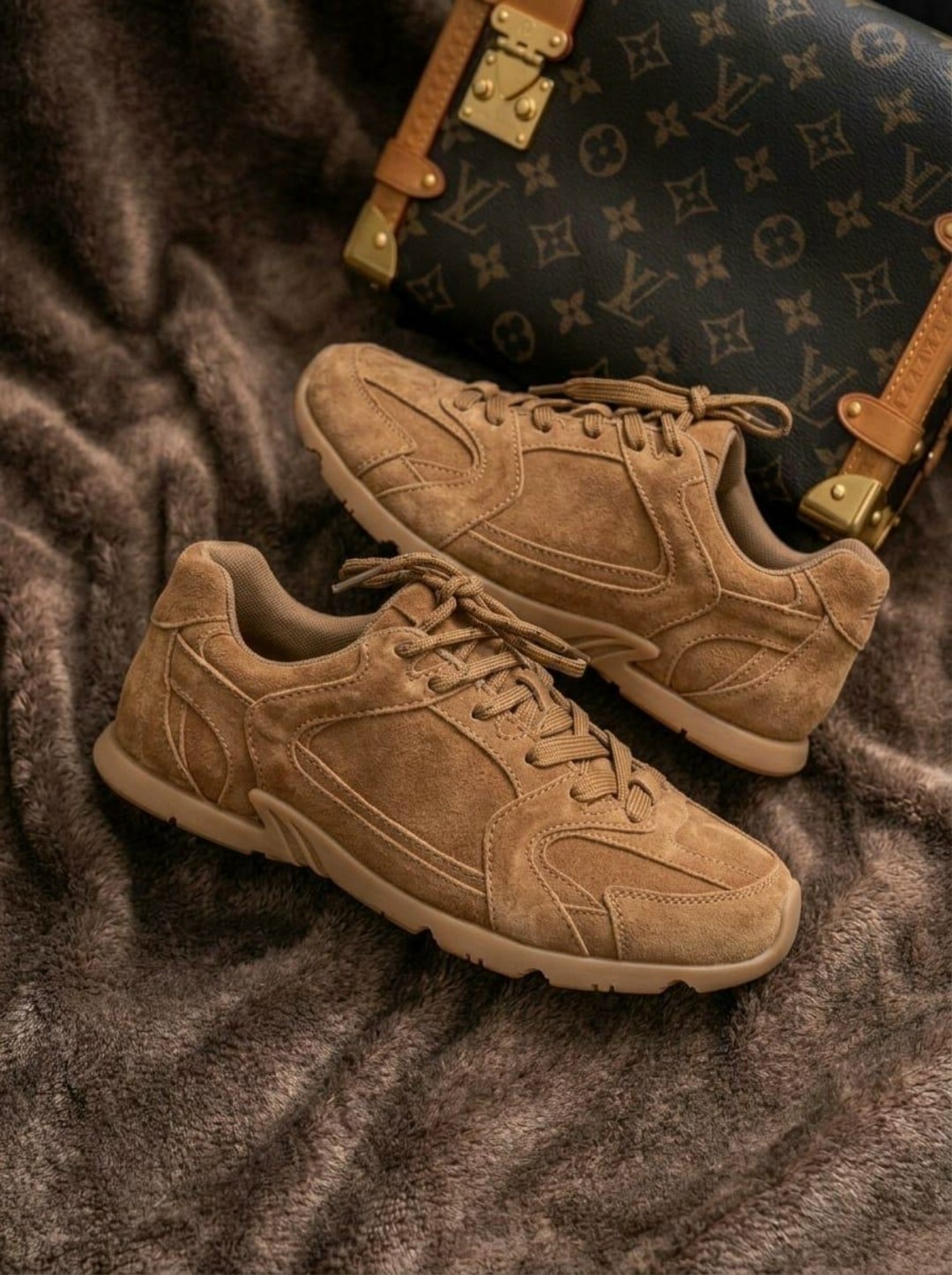 ,замшевые кроссовки,коричневые кроссовки,мужские коричневые замшевые кроссовки prada trail,кроссовки повседневные