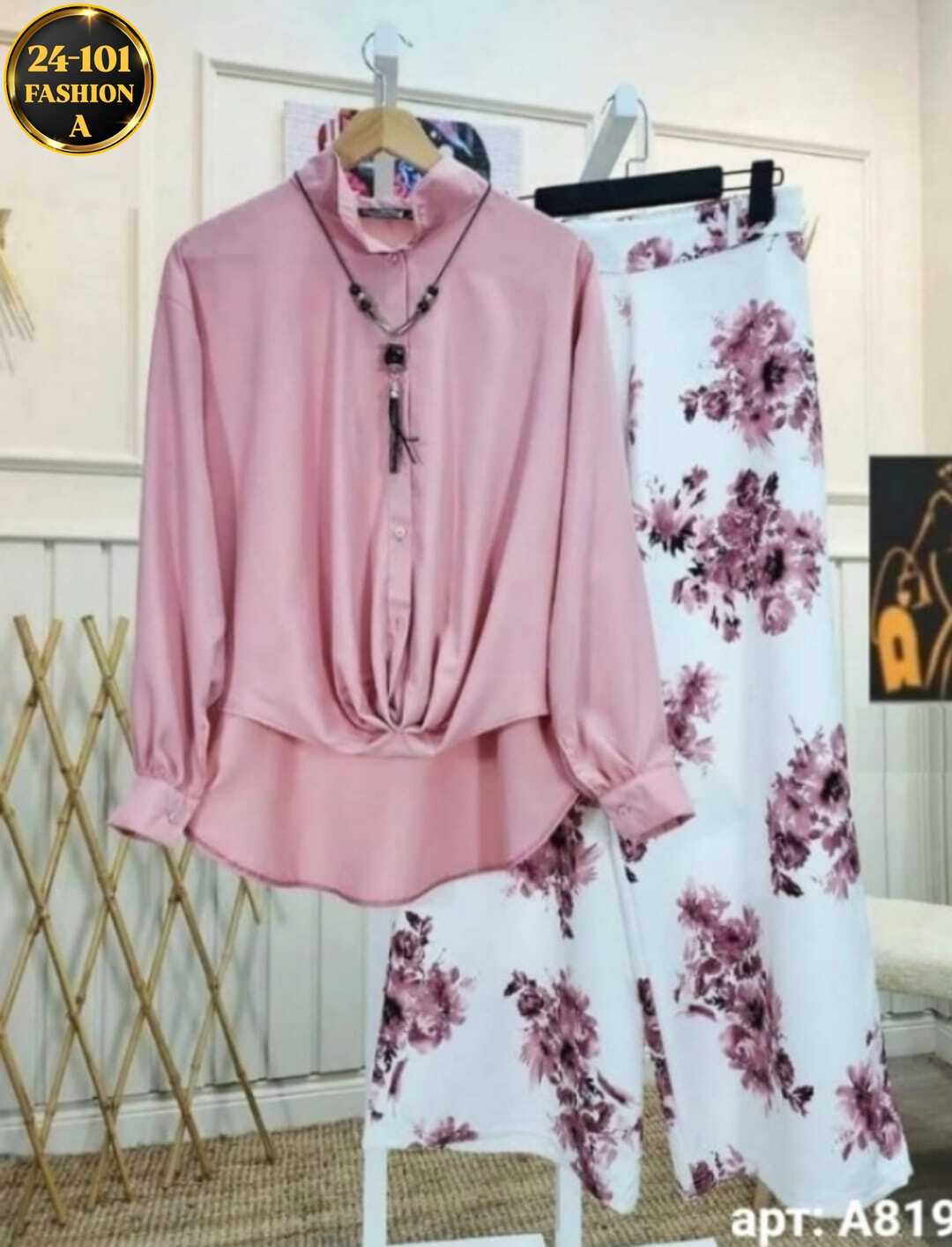 комплект одежды женские,модная женская блузка,костюм двойка женская,, оптом